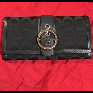 lightly worn Coach wallet!